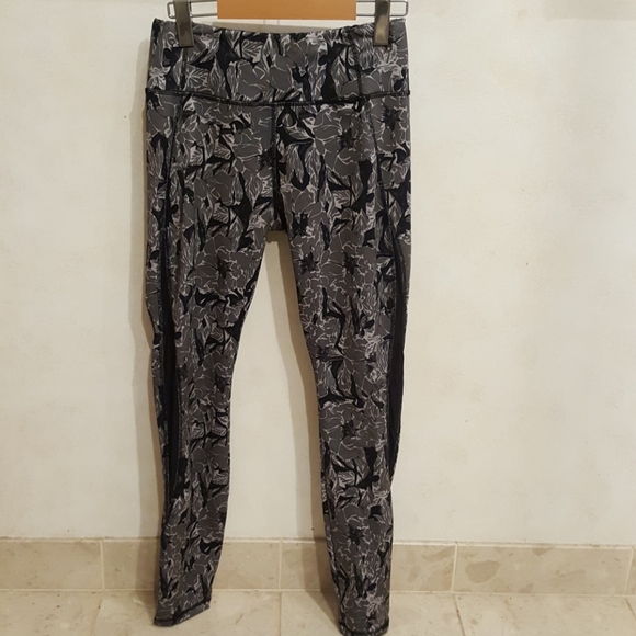 Yogapants - Picture 2 of 3